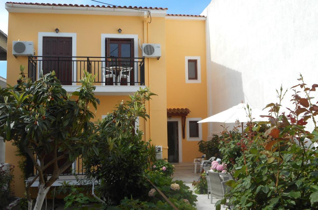 La Plage Hotel Kokkari Exterior photo